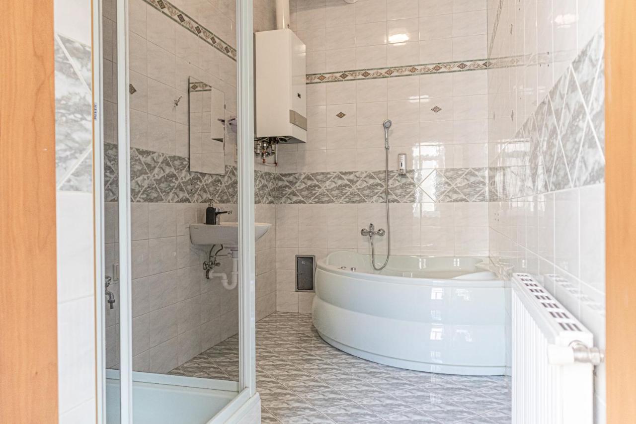 Apartament Brilliant 2Br Apt. Near Akh-Hospital Wiedeń Zewnętrze zdjęcie